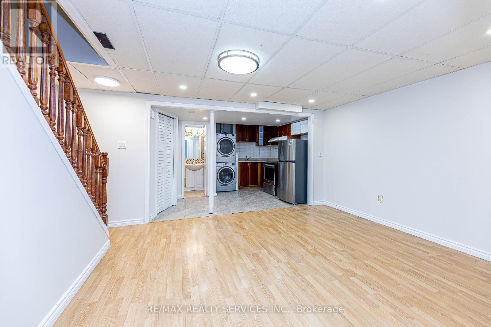 98 Lent Crescent, Brampton, Ontario  L6Y 4X7 - Photo 32 - W12211446