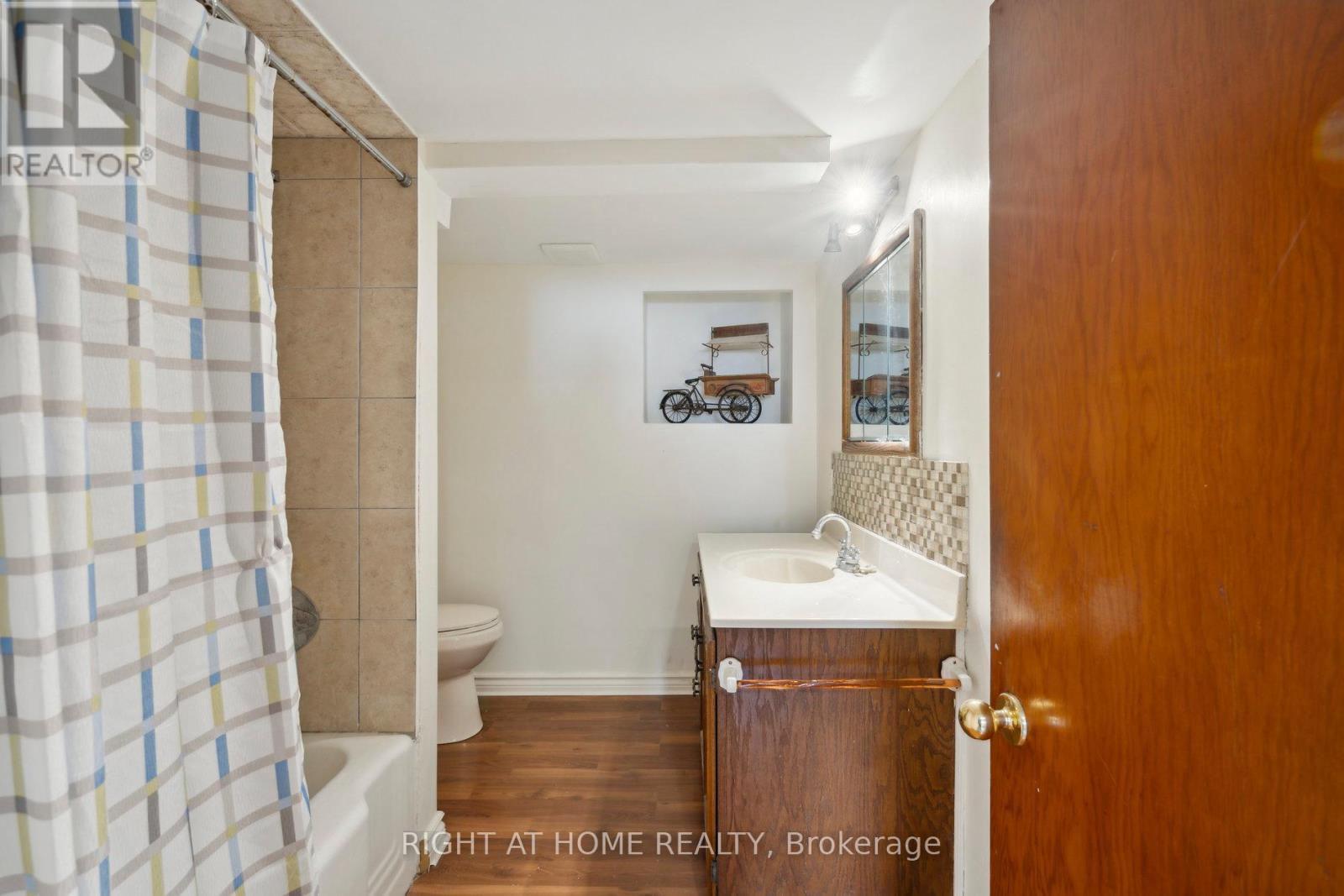 51 Frederick Street S, Halton Hills, Ontario  L7J 2B9 - Photo 25 - W12211451