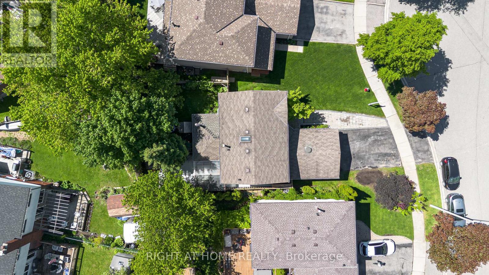 6829 Markwood Place, Mississauga, Ontario  L5N 4K7 - Photo 18 - W12170538