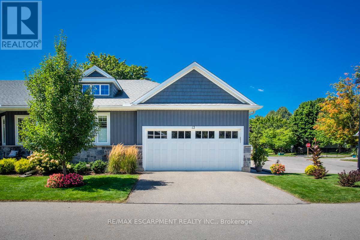 13 - 418 Nelson Street, Norfolk (Port Dover), Ontario  N0A 1N0 - Photo 3 - X12211438