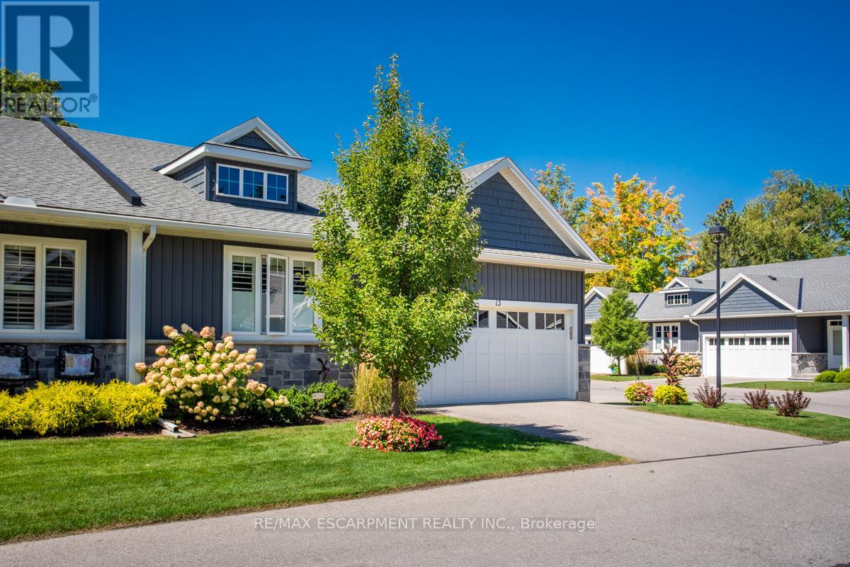 13 - 418 Nelson Street, Norfolk (Port Dover), Ontario  N0A 1N0 - Photo 4 - X12211438