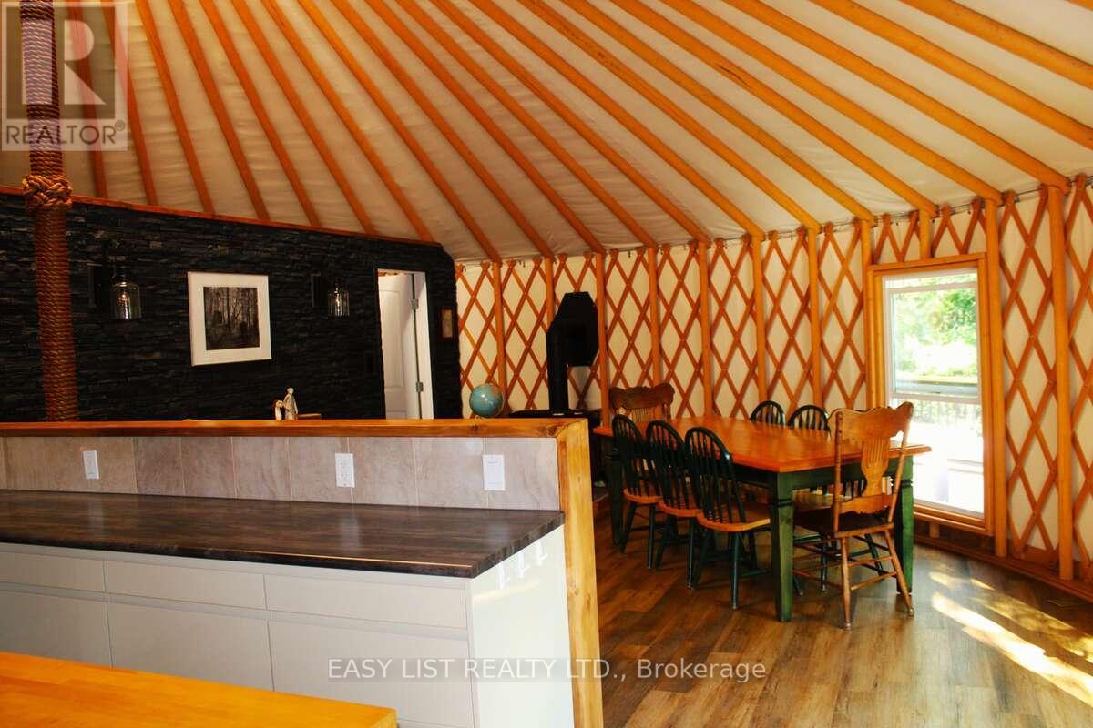 951 Hwy 641, Kenora, Ontario  P0X 1C0 - Photo 14 - X12211450