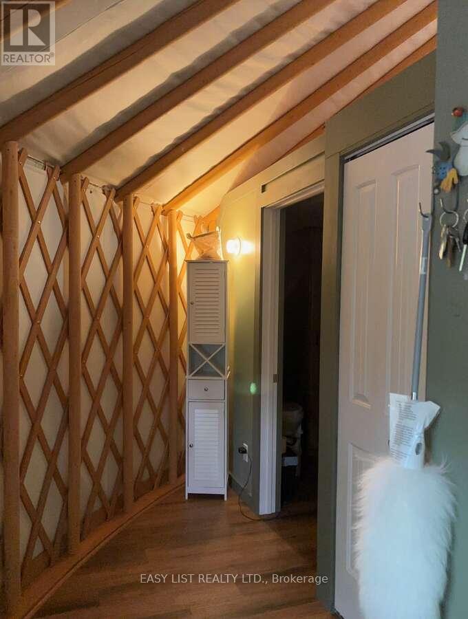 951 Hwy 641, Kenora, Ontario  P0X 1C0 - Photo 9 - X12211450