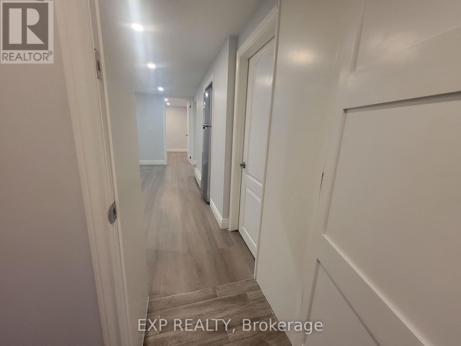 135 Balsam Avenue S, Hamilton, Ontario  L8M 3B6 - Photo 30 - X12211452