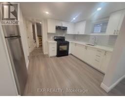135 BALSAM AVENUE S, Hamilton, Ontario