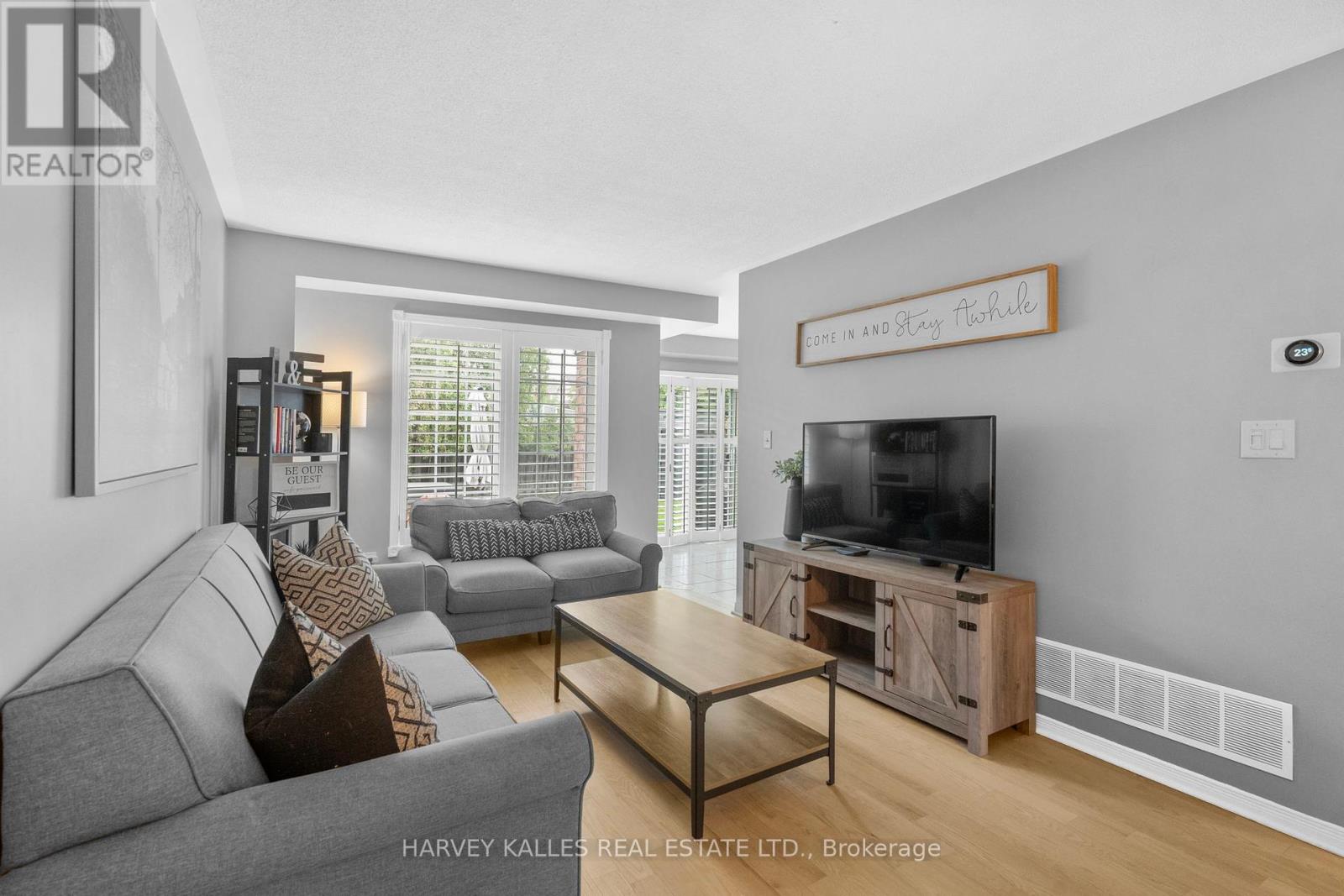 1 Hirst Avenue, Georgina (Keswick South), Ontario  L4P 4E6 - Photo 8 - N12210697