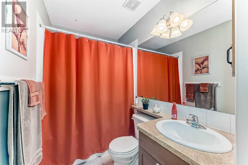 180 Brightonstone Gardens Se, Calgary, Alberta  T2Z 0C9 - Photo 14 - A2216276