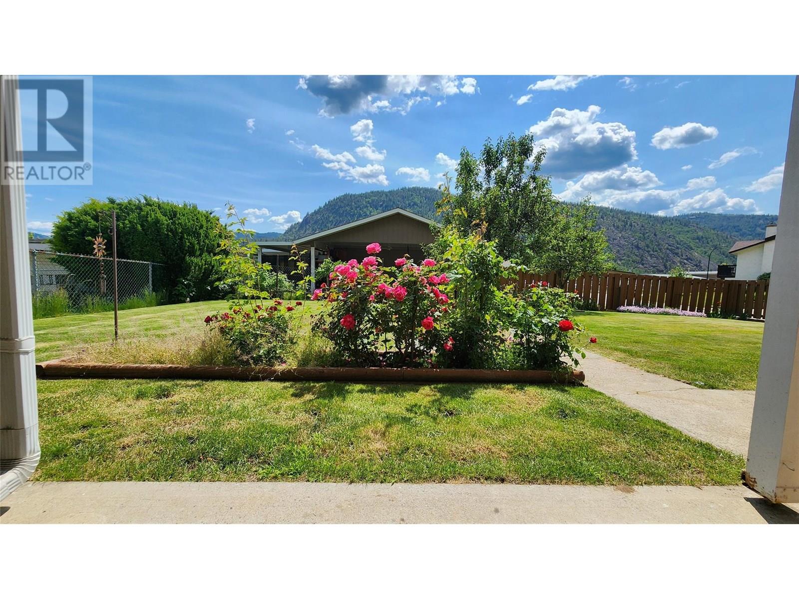 3900 Woodland Drive, Trail, British Columbia  V1R 2V8 - Photo 37 - 10351505