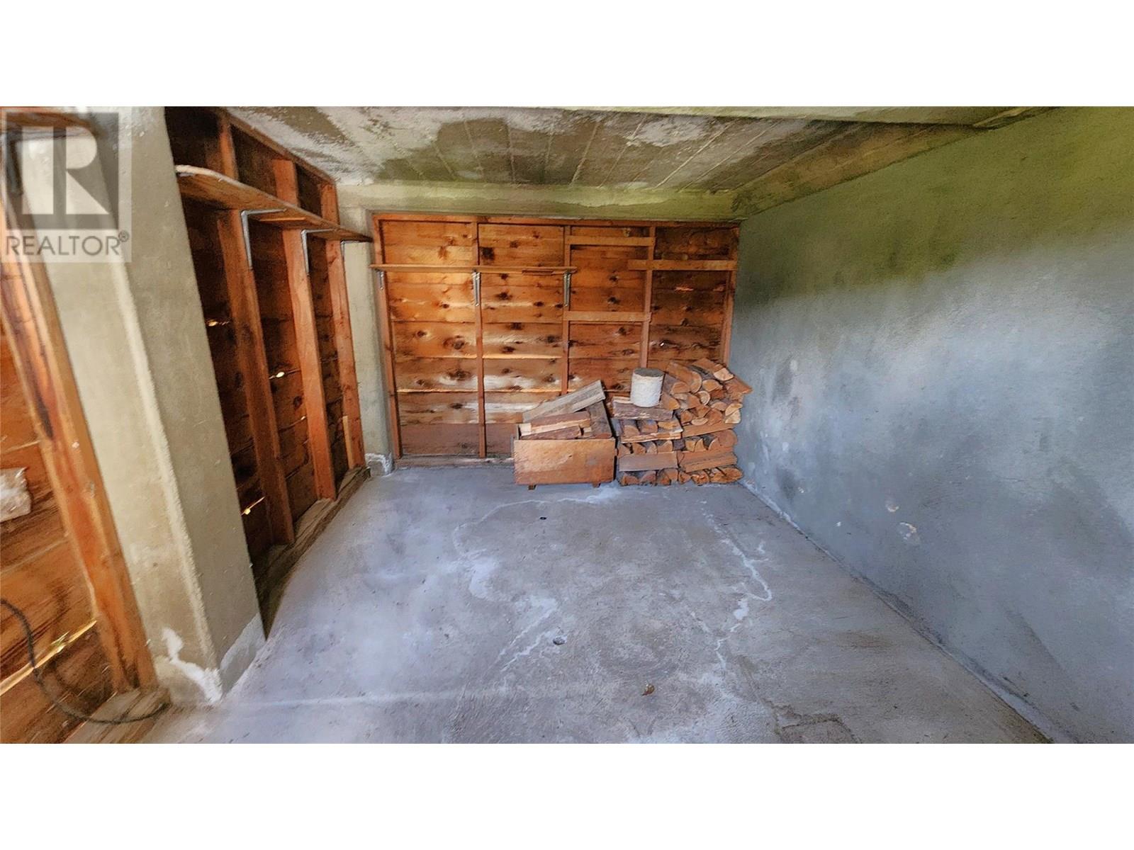 3900 Woodland Drive, Trail, British Columbia  V1R 2V8 - Photo 34 - 10351505