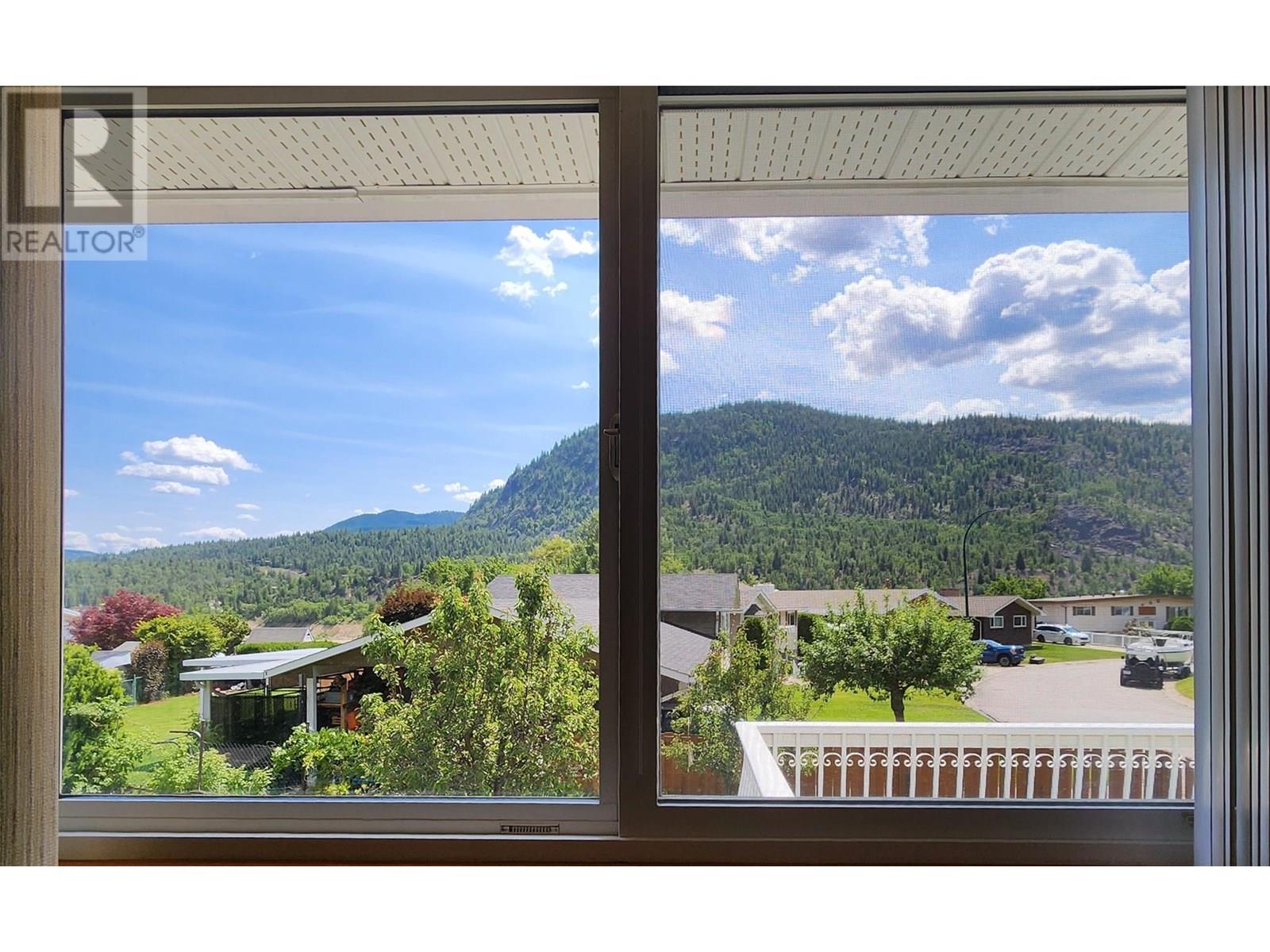 3900 Woodland Drive, Trail, British Columbia  V1R 2V8 - Photo 47 - 10351505
