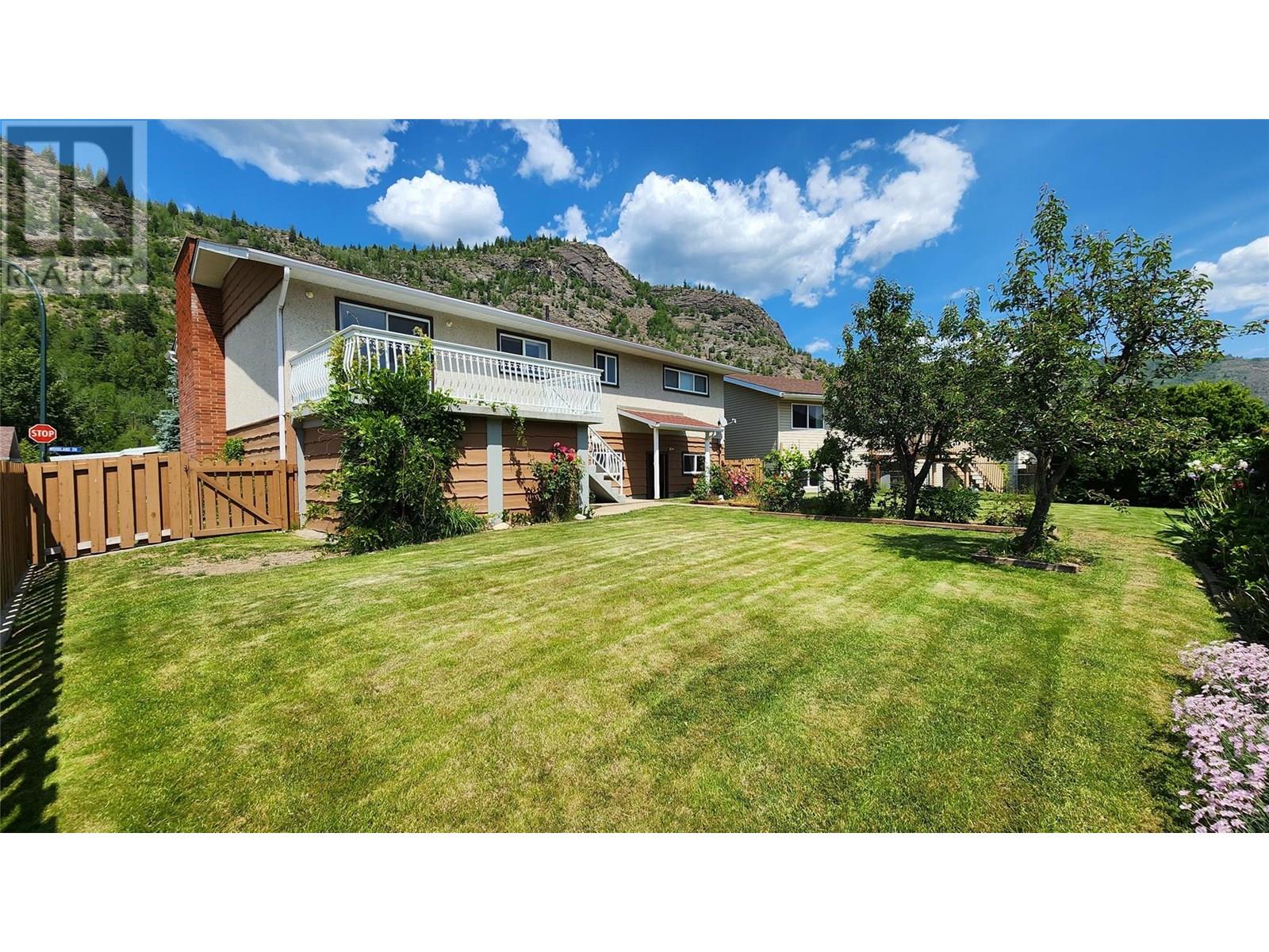 3900 Woodland Drive, Trail, British Columbia  V1R 2V8 - Photo 40 - 10351505