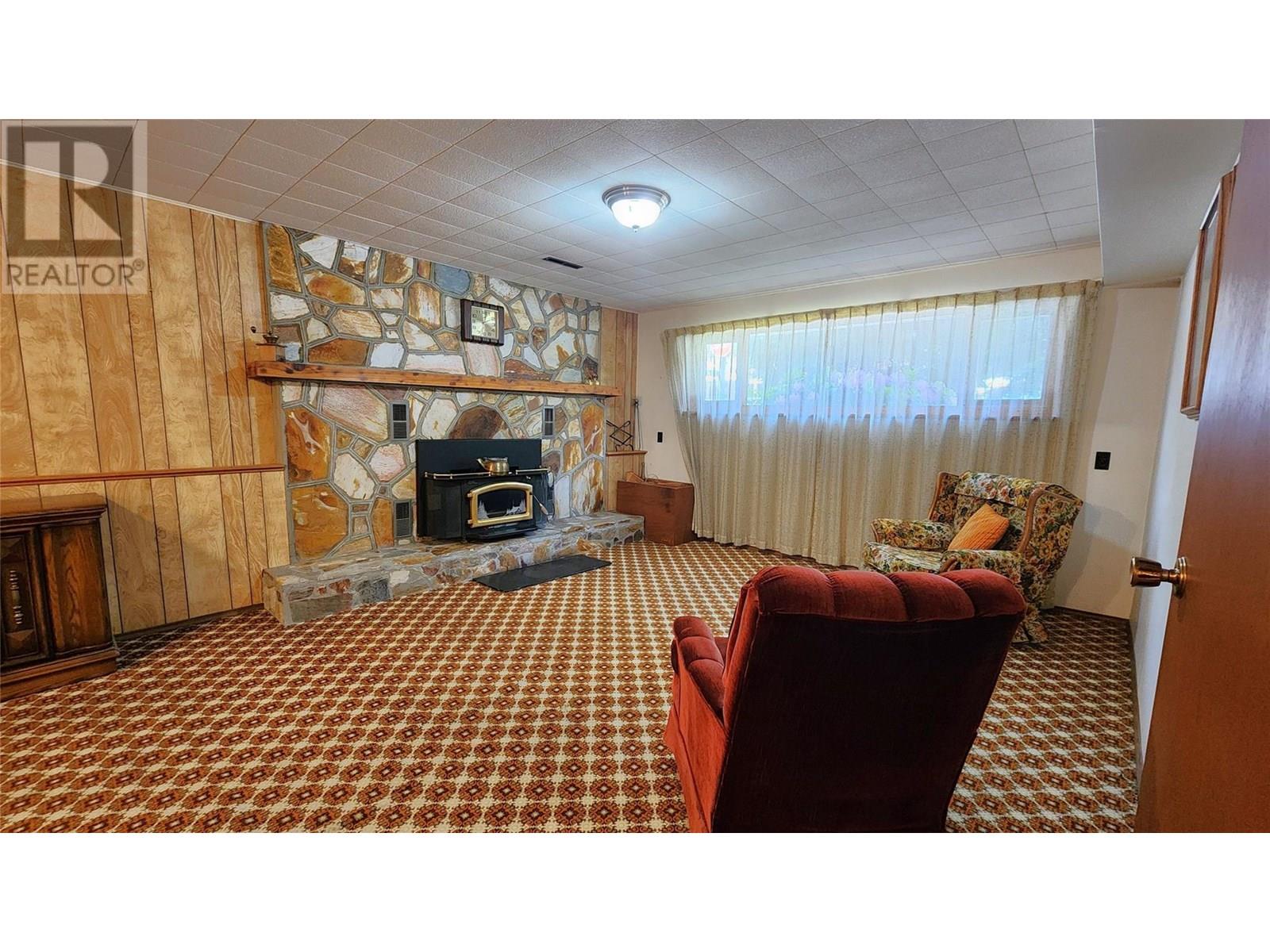 3900 Woodland Drive, Trail, British Columbia  V1R 2V8 - Photo 20 - 10351505