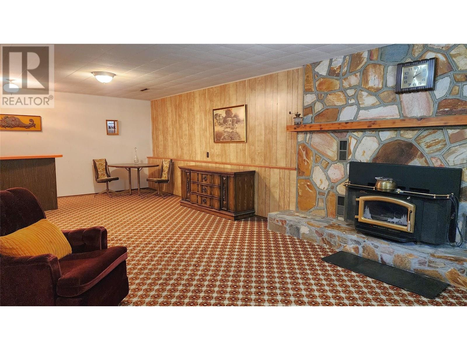 3900 Woodland Drive, Trail, British Columbia  V1R 2V8 - Photo 23 - 10351505
