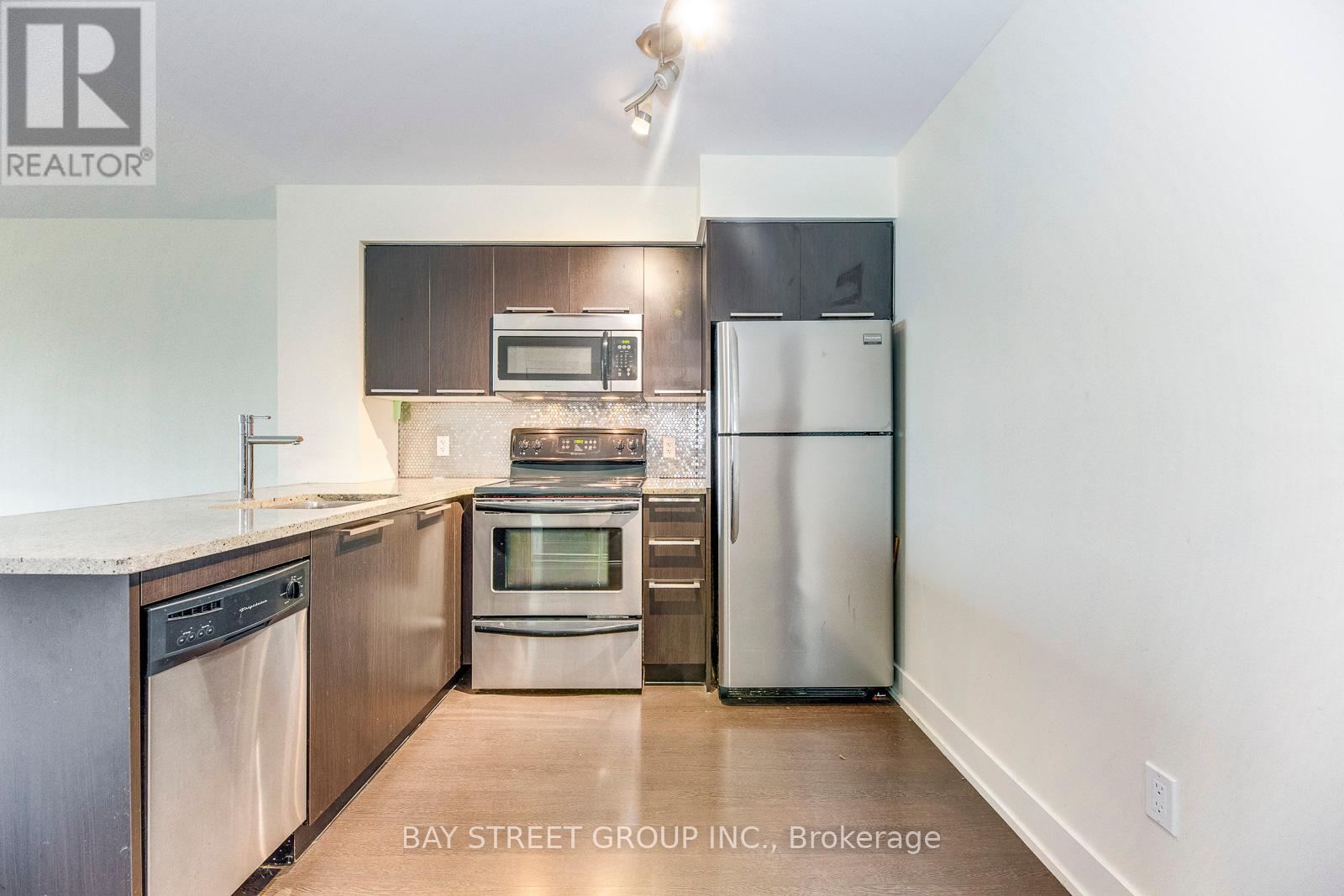 1007 - 23 Sheppard Avenue E, Toronto (Willowdale East), Ontario  M2N 0C8 - Photo 12 - C12211458