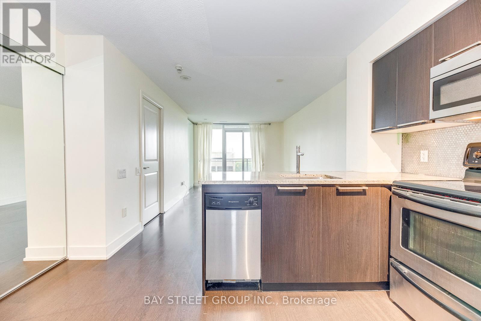 1007 - 23 Sheppard Avenue E, Toronto (Willowdale East), Ontario  M2N 0C8 - Photo 16 - C12211458