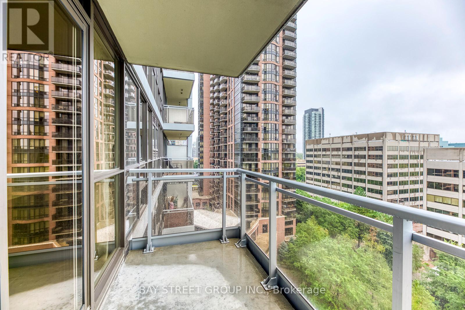 1007 - 23 Sheppard Avenue E, Toronto (Willowdale East), Ontario  M2N 0C8 - Photo 21 - C12211458