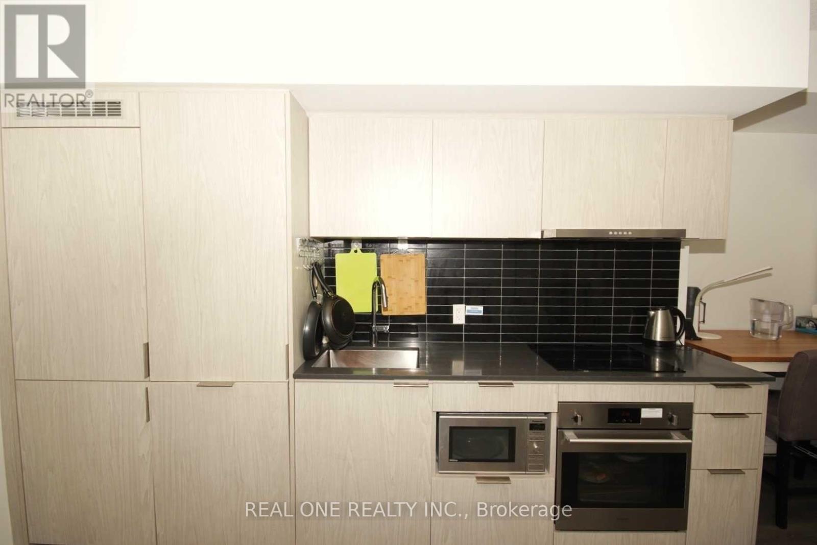 216 - 60 Shuter Street, Toronto, Ontario  M5B 1A8 - Photo 5 - C12211463