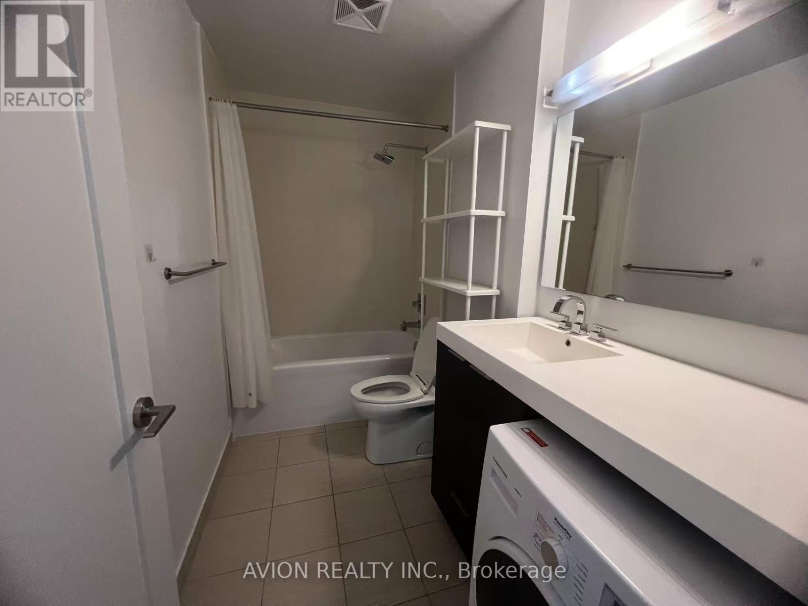1604 - 318 Richmond Street W, Toronto (Waterfront Communities), Ontario  M5V 1X2 - Photo 10 - C12211468