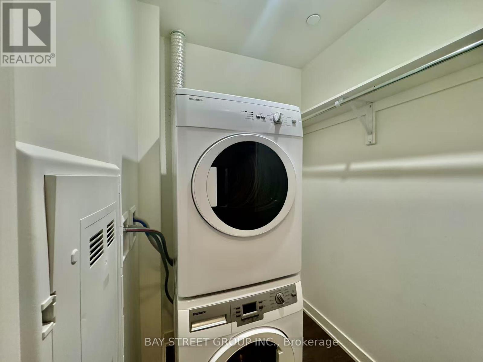1514 - 27 Bathurst Street, Toronto (Waterfront Communities), Ontario  M5V 0R1 - Photo 11 - C12211488