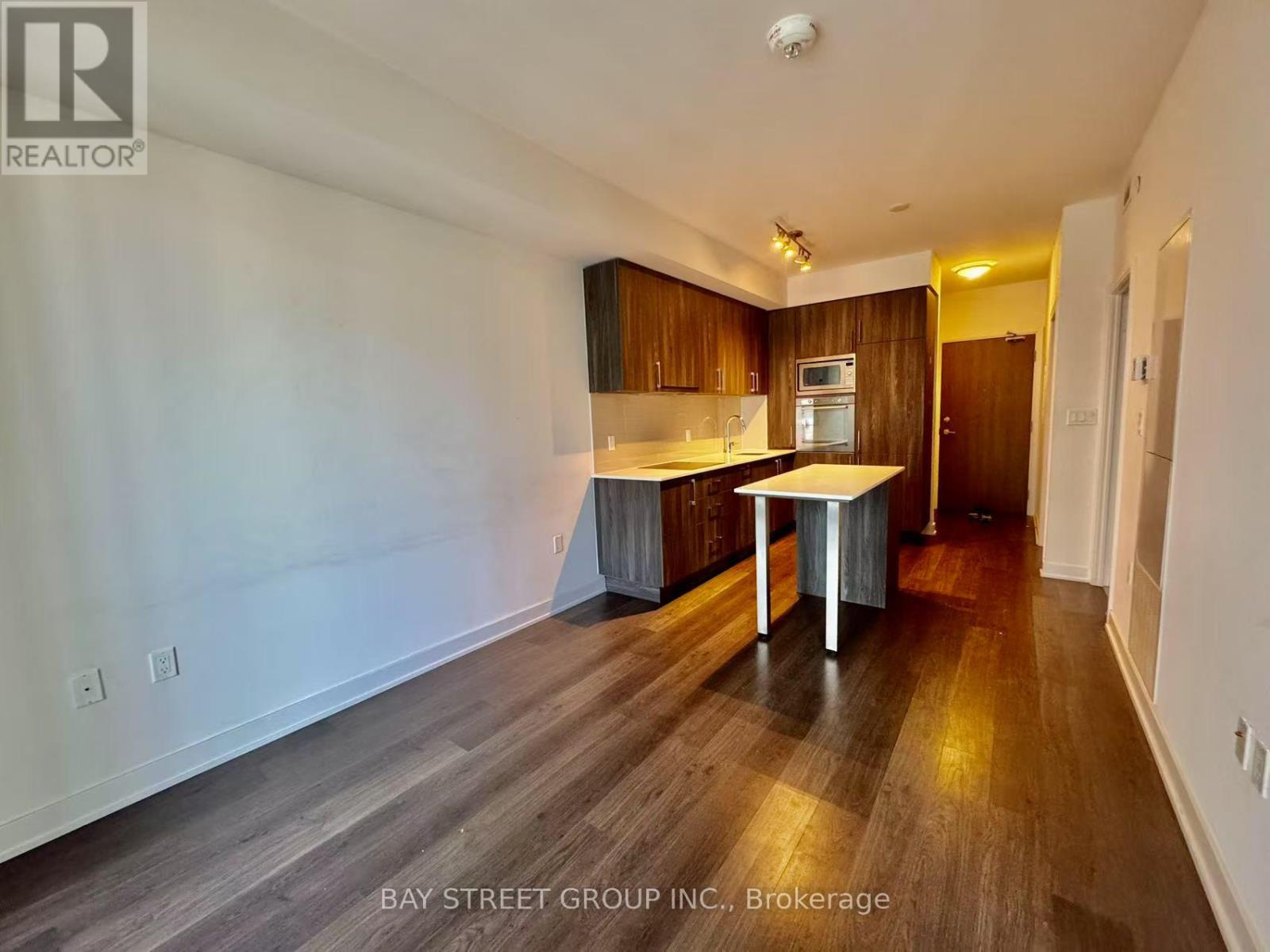 1514 - 27 Bathurst Street, Toronto (Waterfront Communities), Ontario  M5V 0R1 - Photo 4 - C12211488