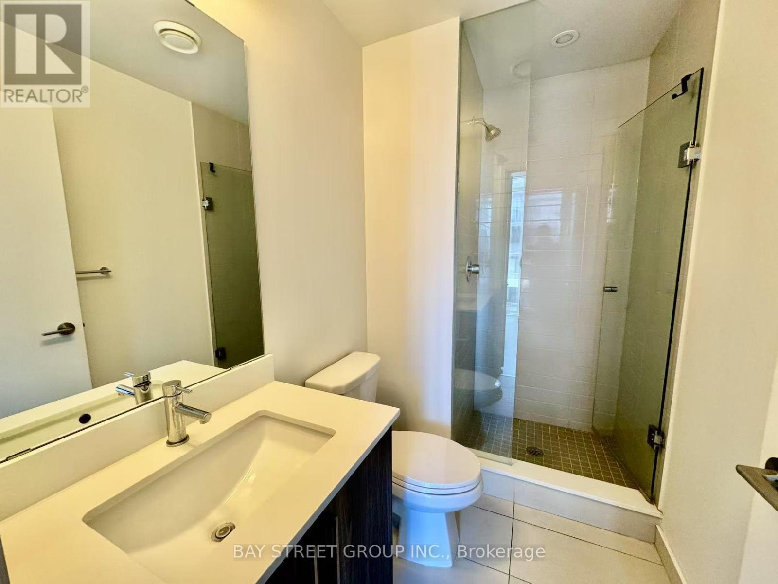 1514 - 27 Bathurst Street, Toronto (Waterfront Communities), Ontario  M5V 0R1 - Photo 8 - C12211488