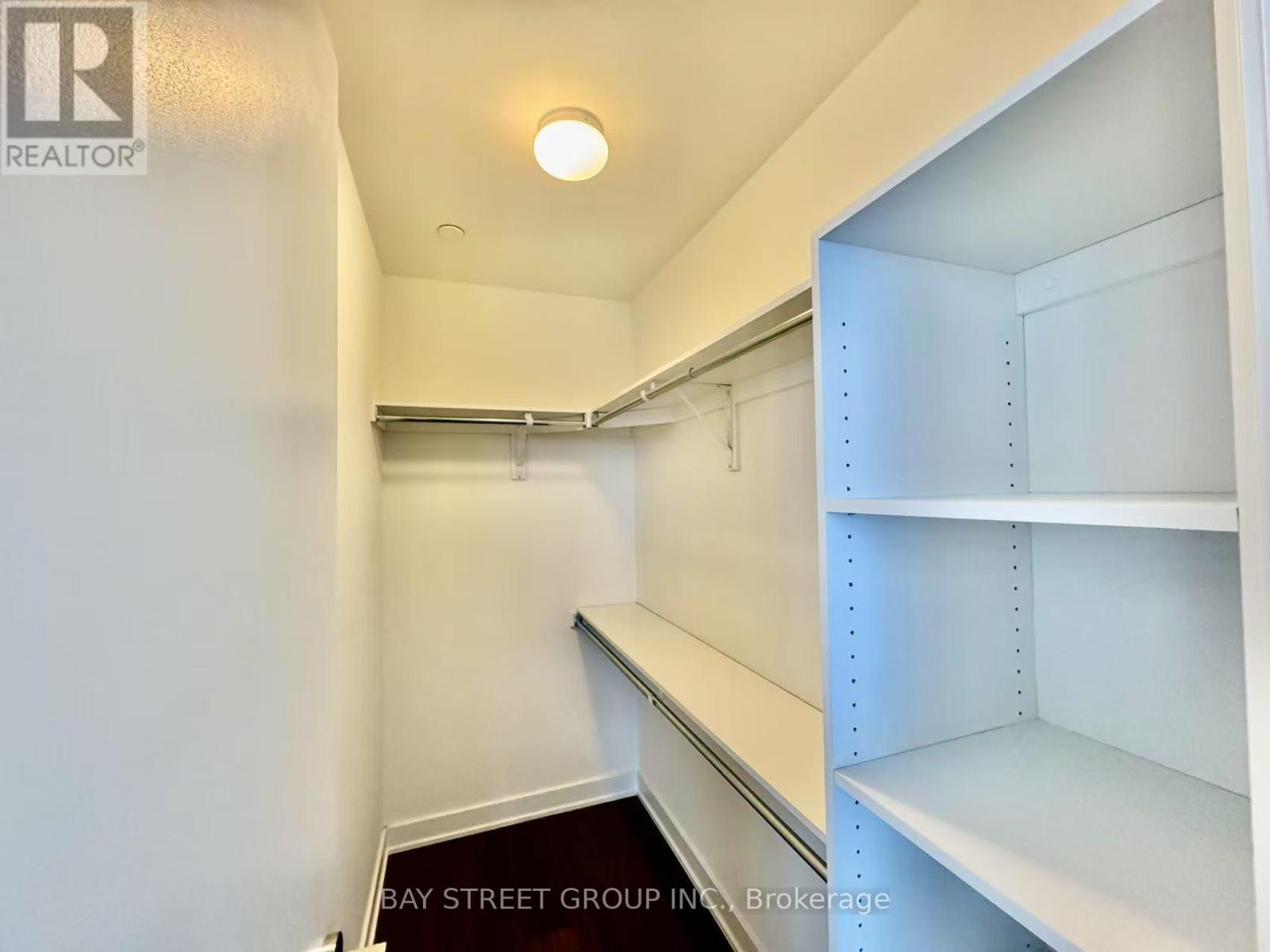 1514 - 27 Bathurst Street, Toronto (Waterfront Communities), Ontario  M5V 0R1 - Photo 9 - C12211488