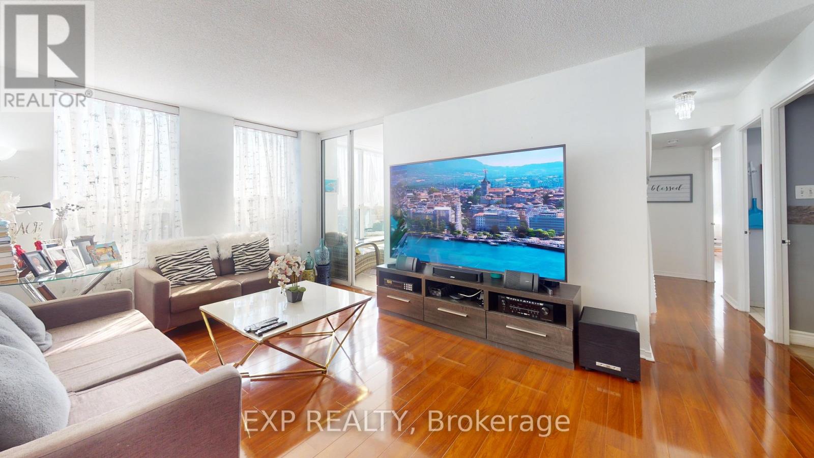 712 - 330 MCCOWAN ROAD, Toronto, Ontario
