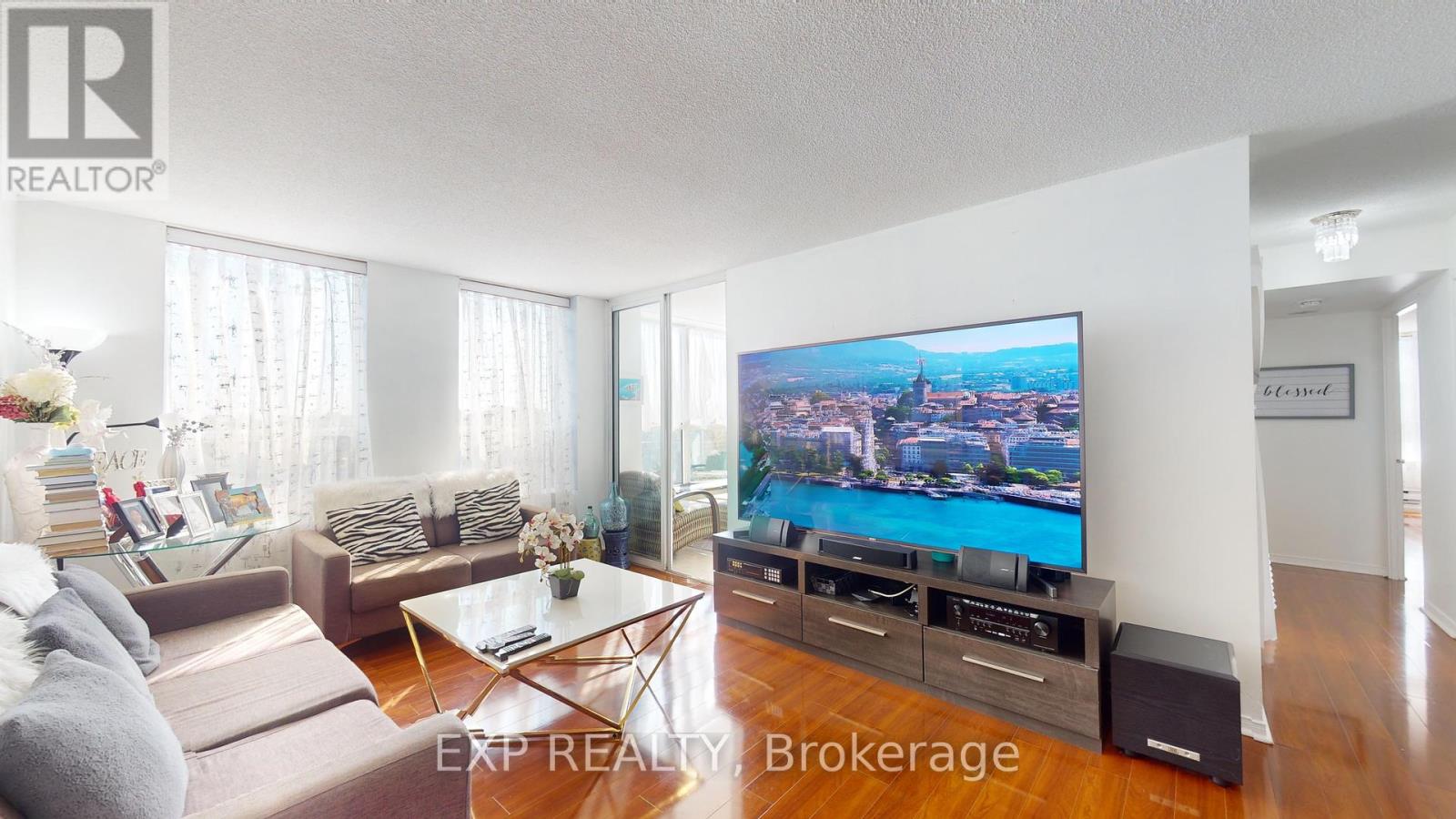 712 - 330 Mccowan Road, Toronto (Eglinton East), Ontario  M1J 3N3 - Photo 2 - E12211471