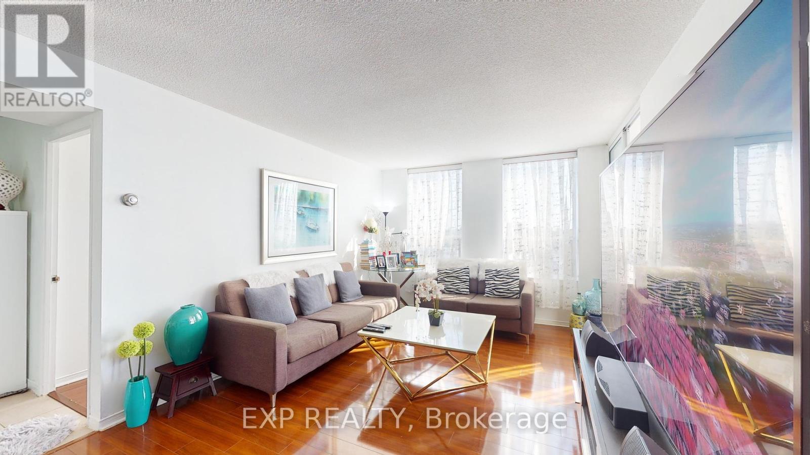712 - 330 Mccowan Road, Toronto (Eglinton East), Ontario  M1J 3N3 - Photo 5 - E12211471