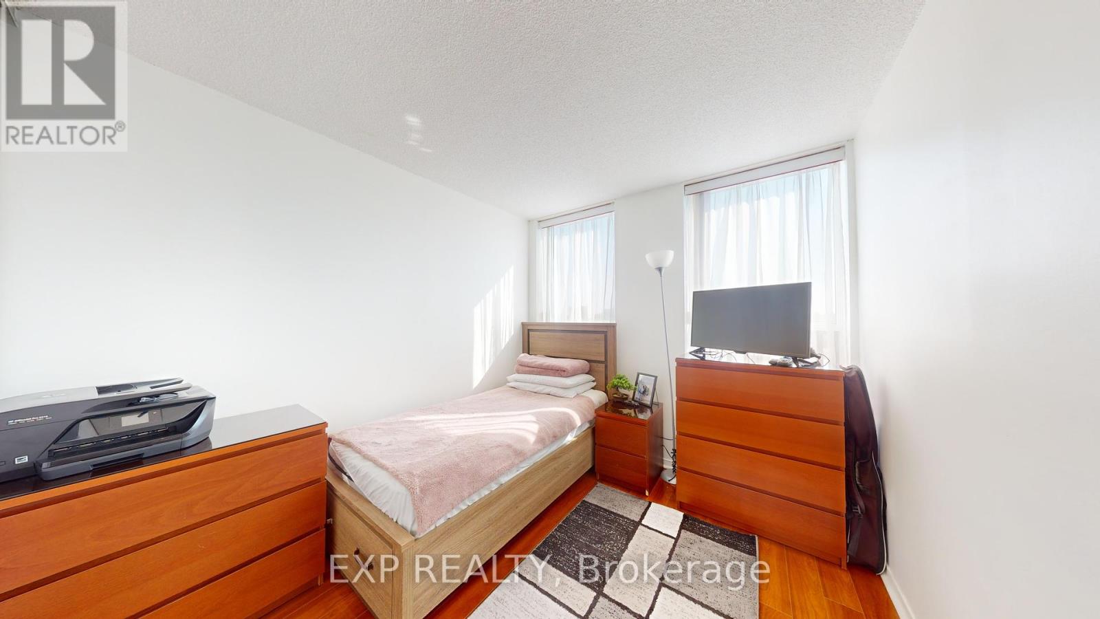 712 - 330 Mccowan Road, Toronto (Eglinton East), Ontario  M1J 3N3 - Photo 6 - E12211471