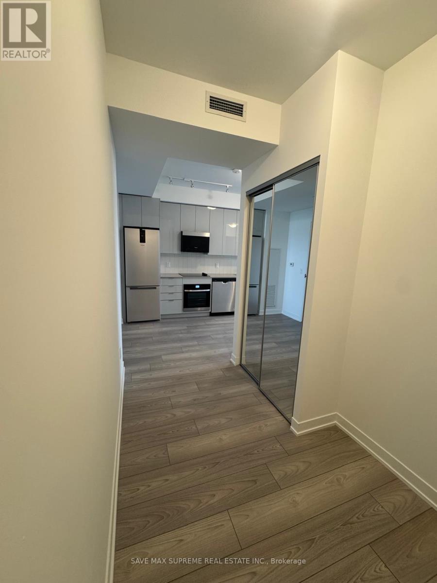 1407 - 474 Caldari Road E, Vaughan (Concord), Ontario  L4K 0A4 - Photo 4 - N12211457