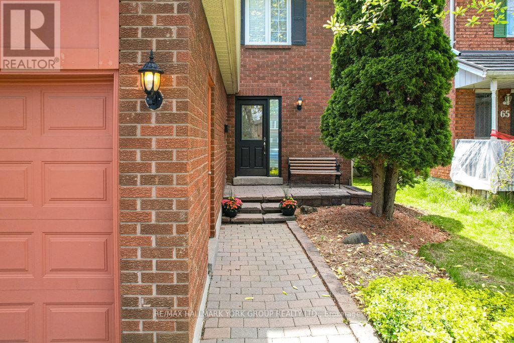 63 Crawford Rose Drive, Aurora (Aurora Heights), Ontario  L4G 4R5 - Photo 42 - N12211483