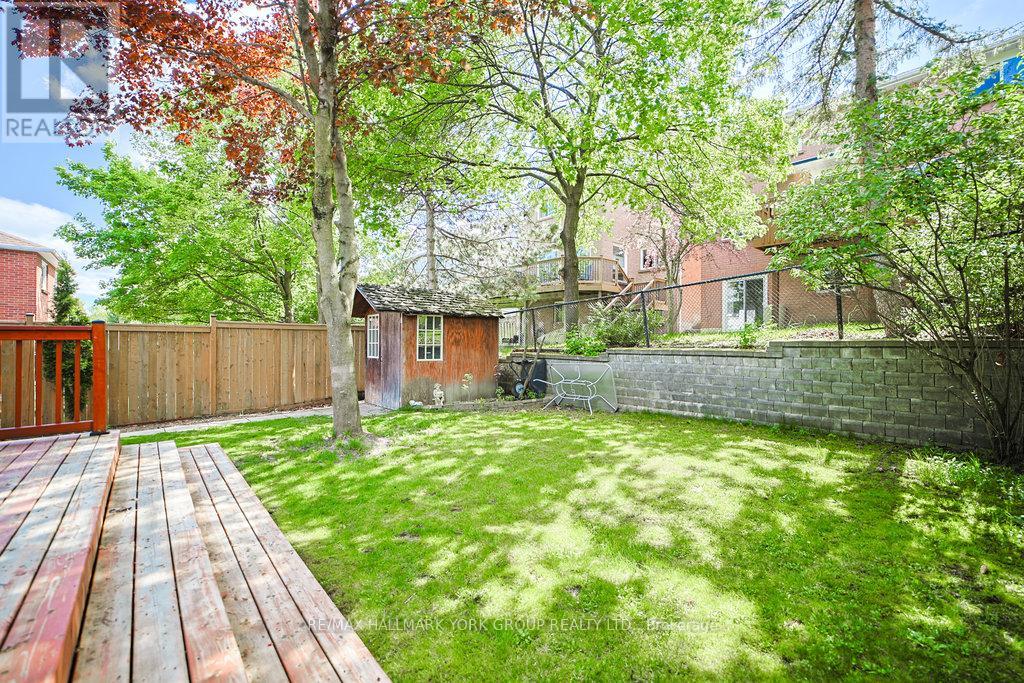 63 Crawford Rose Drive, Aurora (Aurora Heights), Ontario  L4G 4R5 - Photo 46 - N12211483