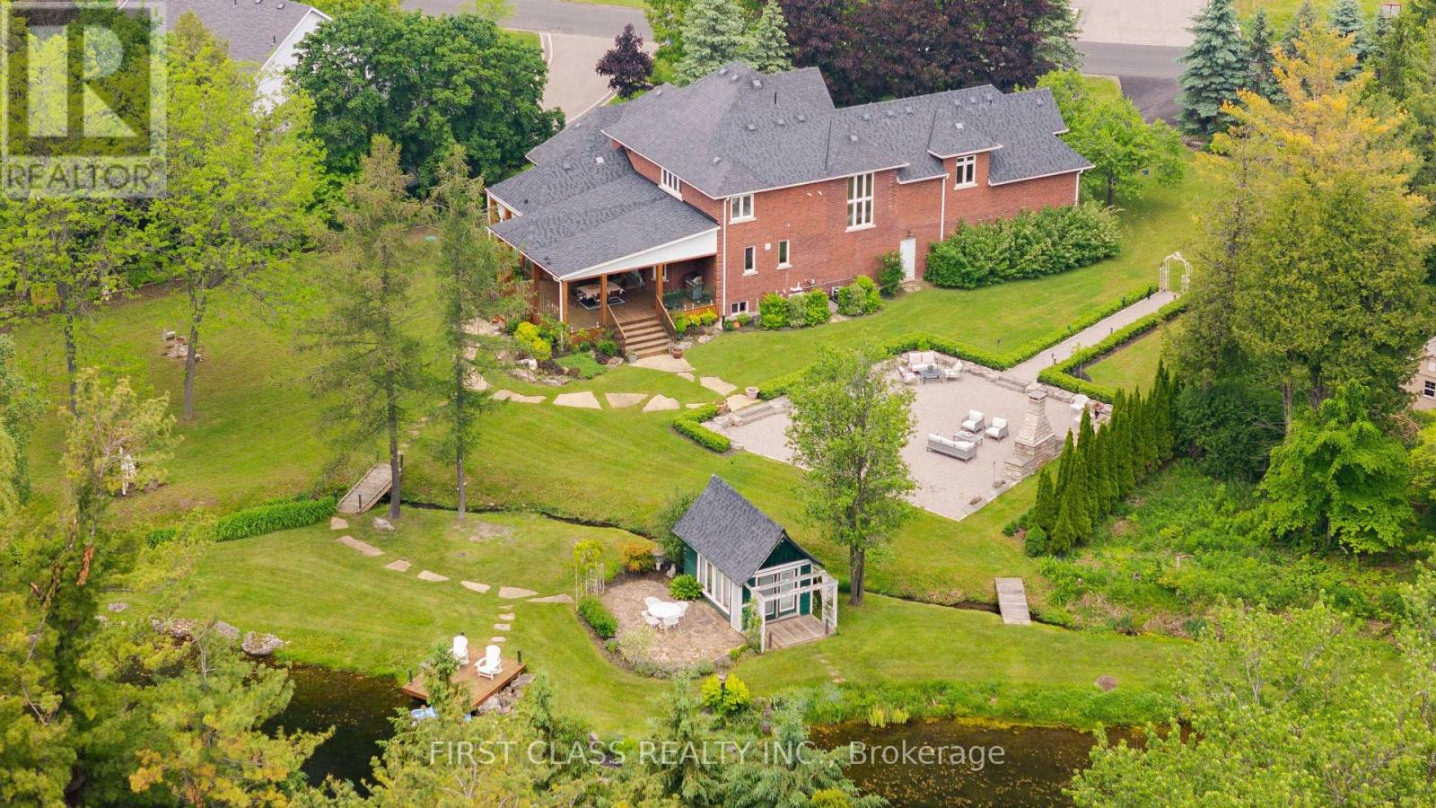 2 Vanvalley Drive, Whitchurch-Stouffville, Ontario  L0H 1G0 - Photo 49 - N12211486