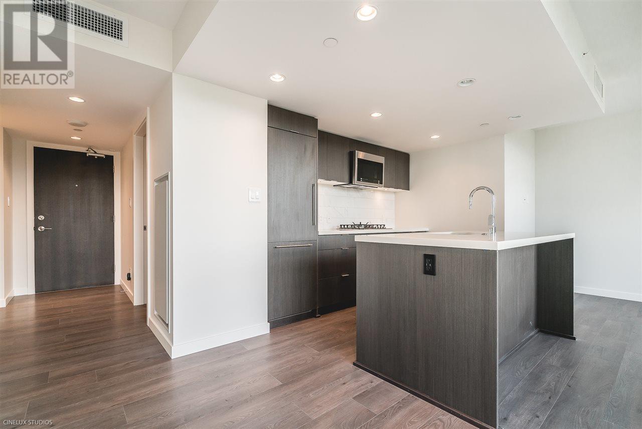 904 8189 CAMBIE STREET, Vancouver, British Columbia