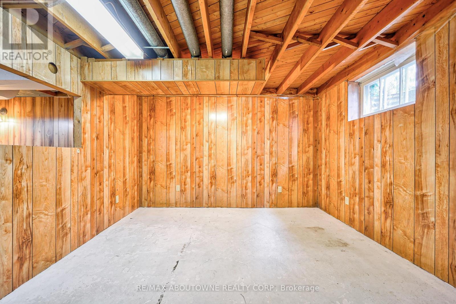 428 Henderson Road, Burlington (Shoreacres), Ontario  L7L 2P8 - Photo 41 - W12211455