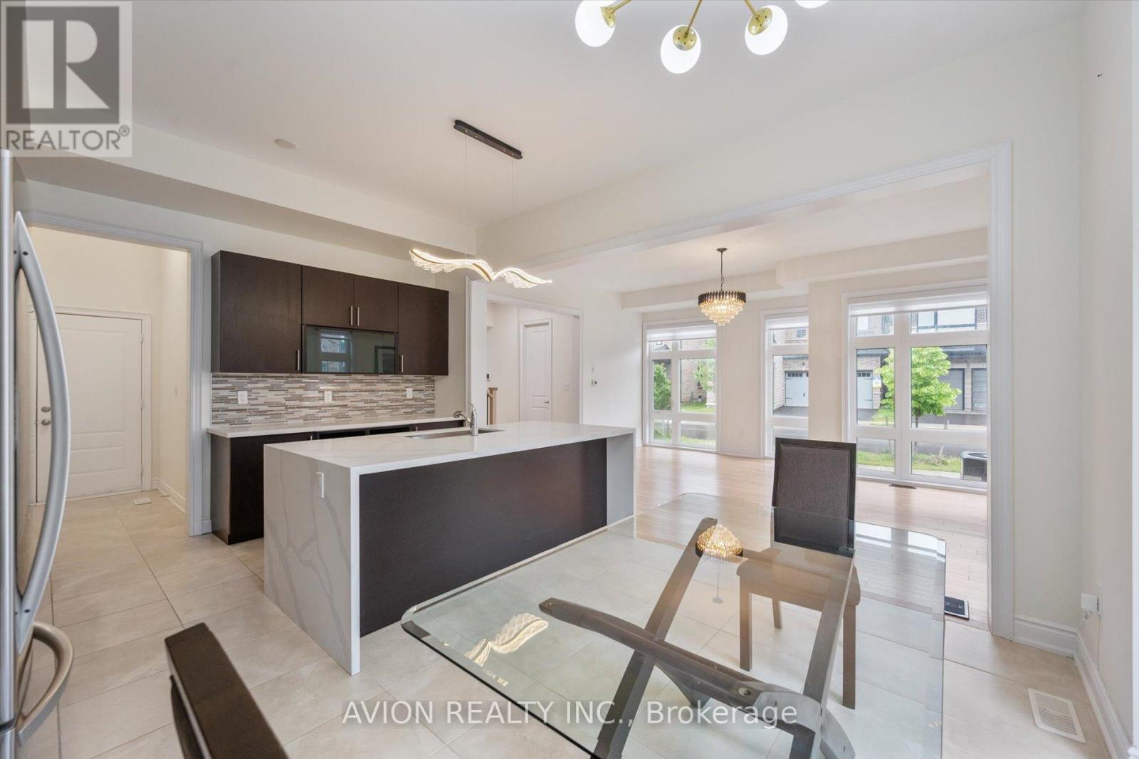 2417 Edward Leaver Trail, Oakville (Ga Glen Abbey), Ontario  L6M 4G3 - Photo 19 - W12211490