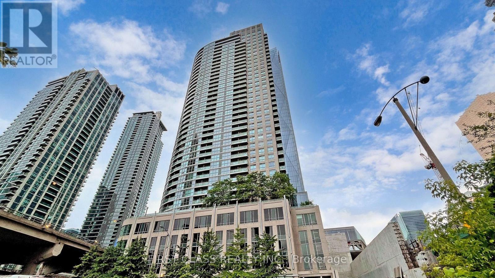 2204 - 18 YONGE STREET, Toronto, Ontario