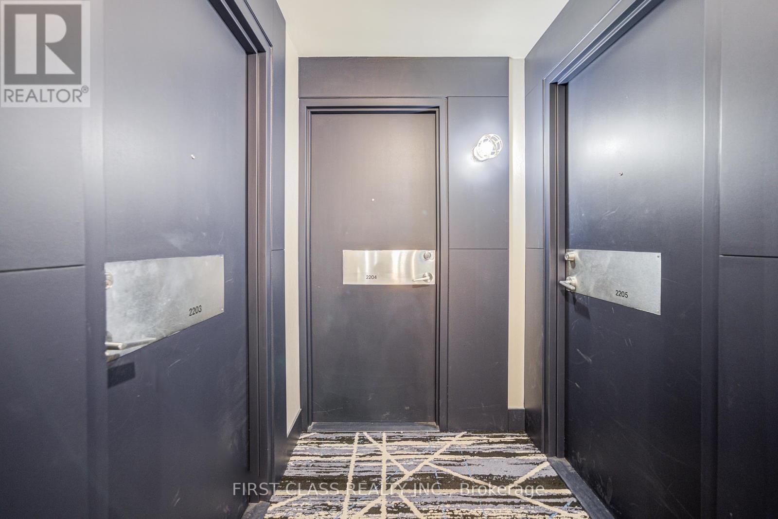 2204 - 18 Yonge Street, Toronto, Ontario  M5E 1Z8 - Photo 8 - C12208594
