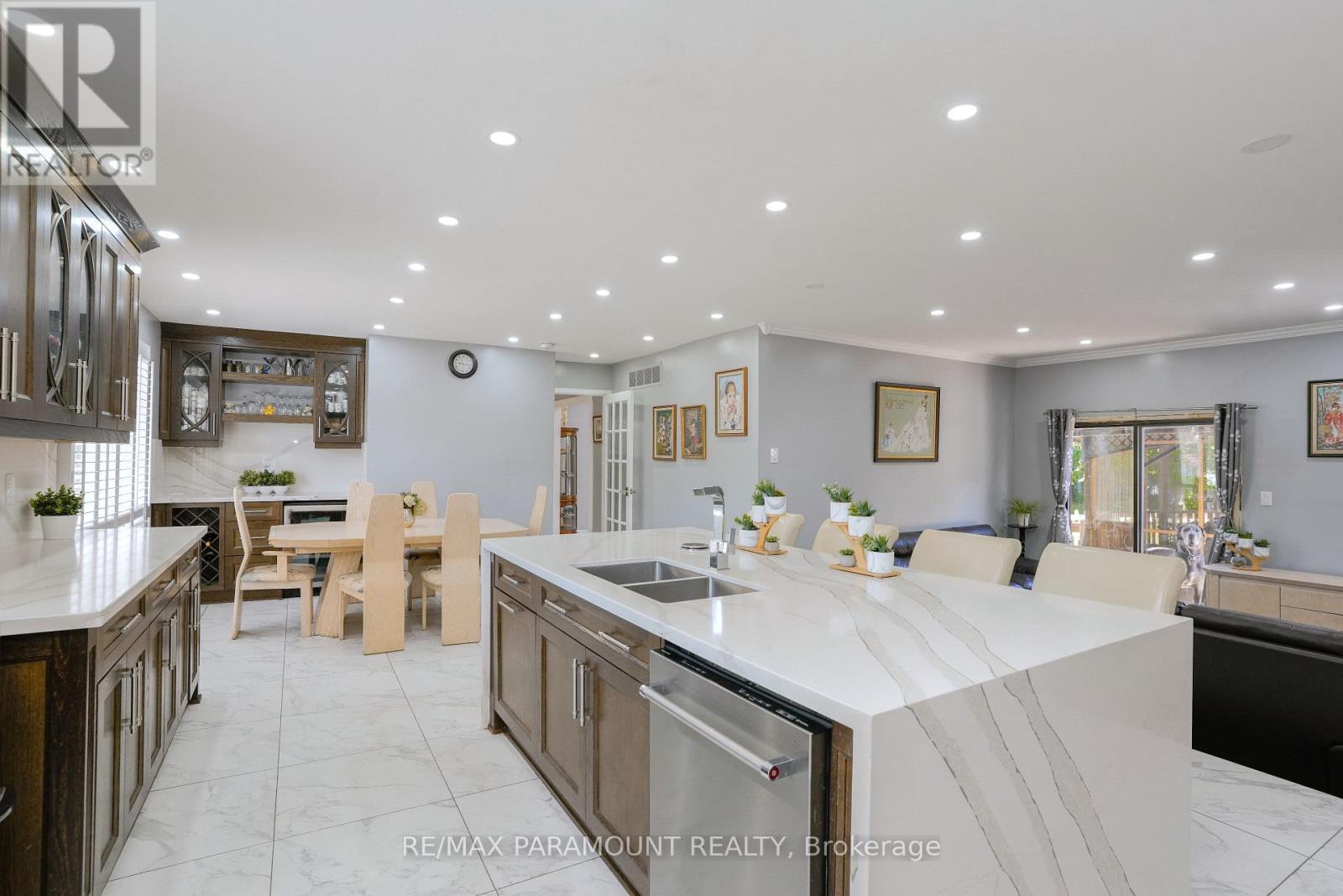 48 Boreham Circle, Brampton, Ontario  L6Z 1T4 - Photo 11 - W12177663