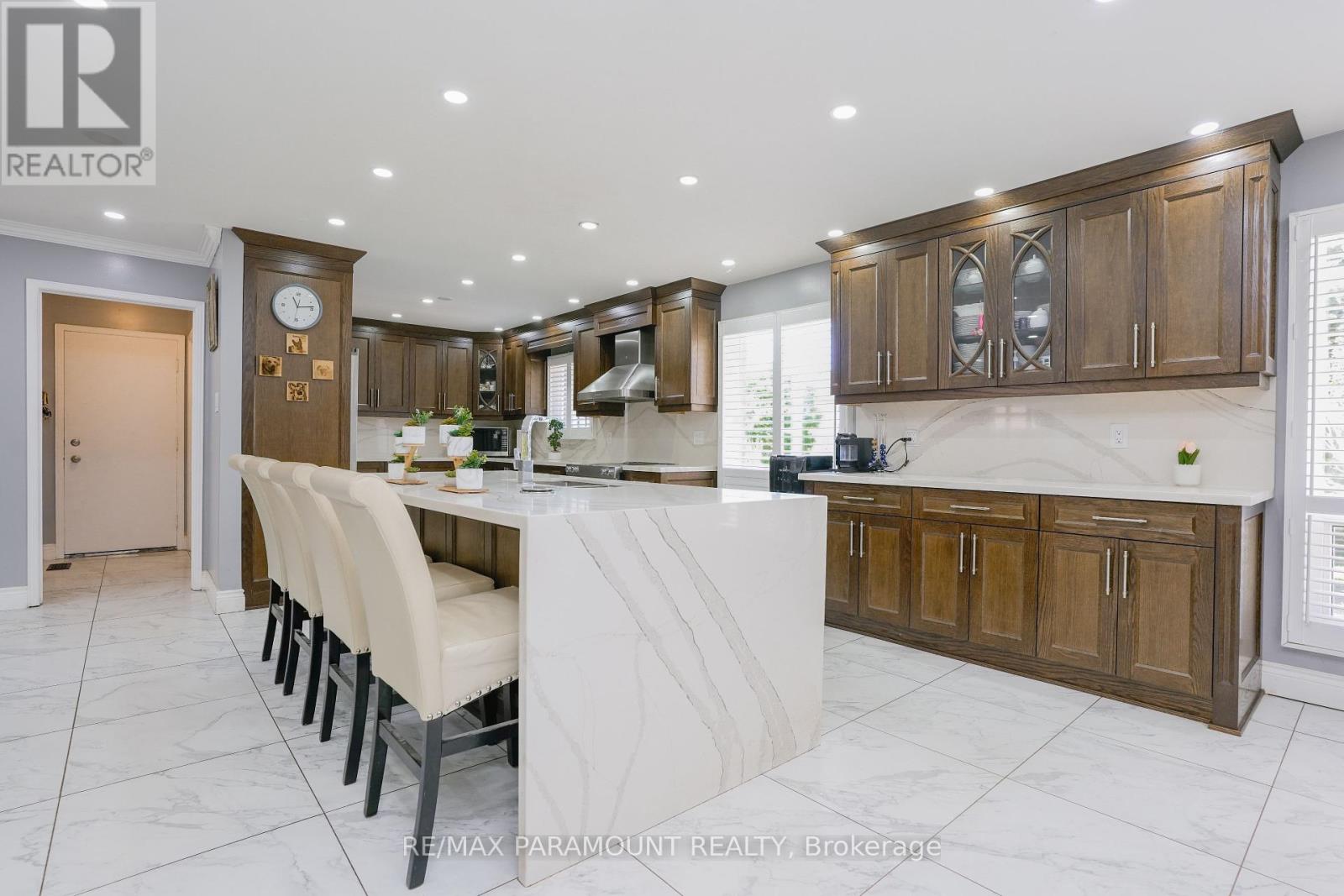 48 Boreham Circle, Brampton, Ontario  L6Z 1T4 - Photo 6 - W12177663
