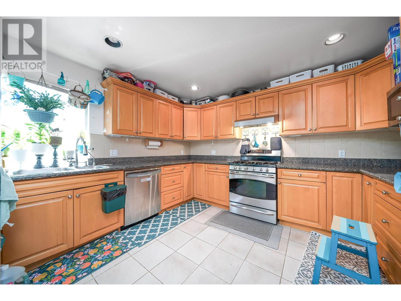 5619 Hankin Drive, Richmond, British Columbia  V7C 5N5 - Photo 7 - R3013732