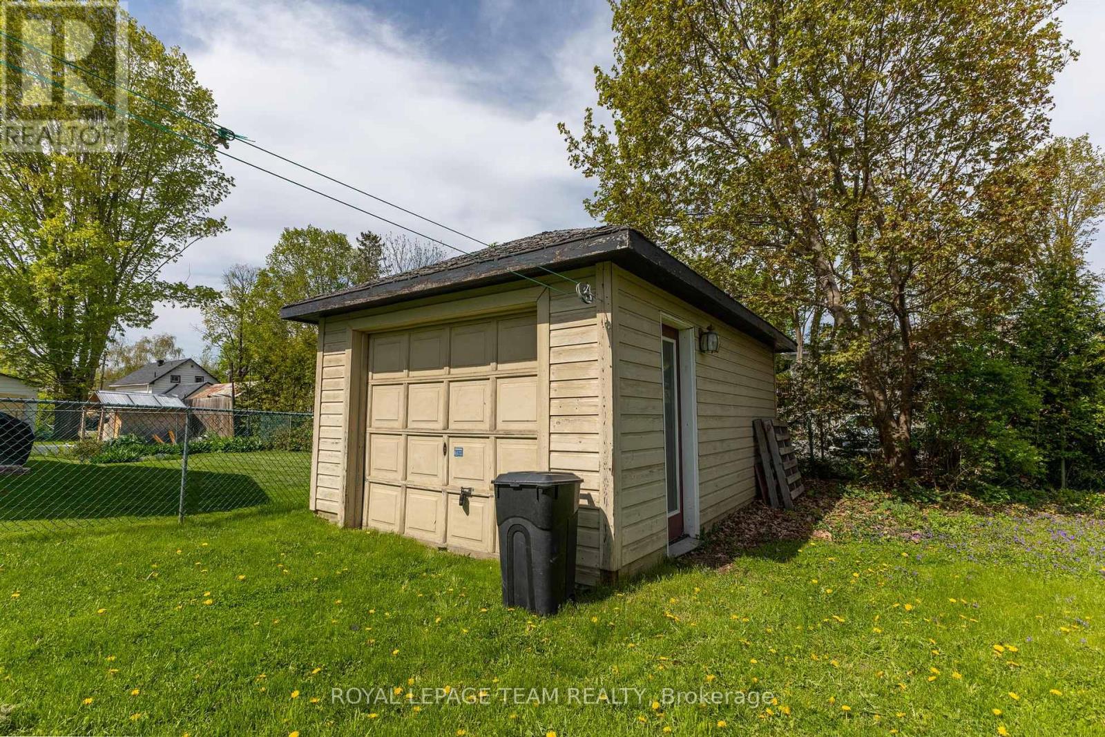 48 Mcgonigal Street E, Arnprior, Ontario  K7S 1L4 - Photo 23 - X12211498