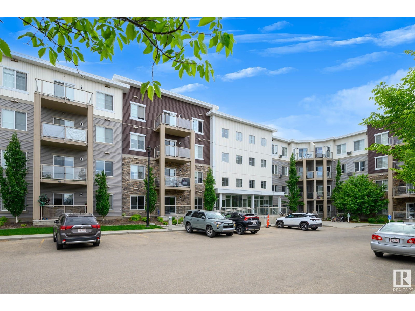 Property at #116 812 WELSH DR SW image 1