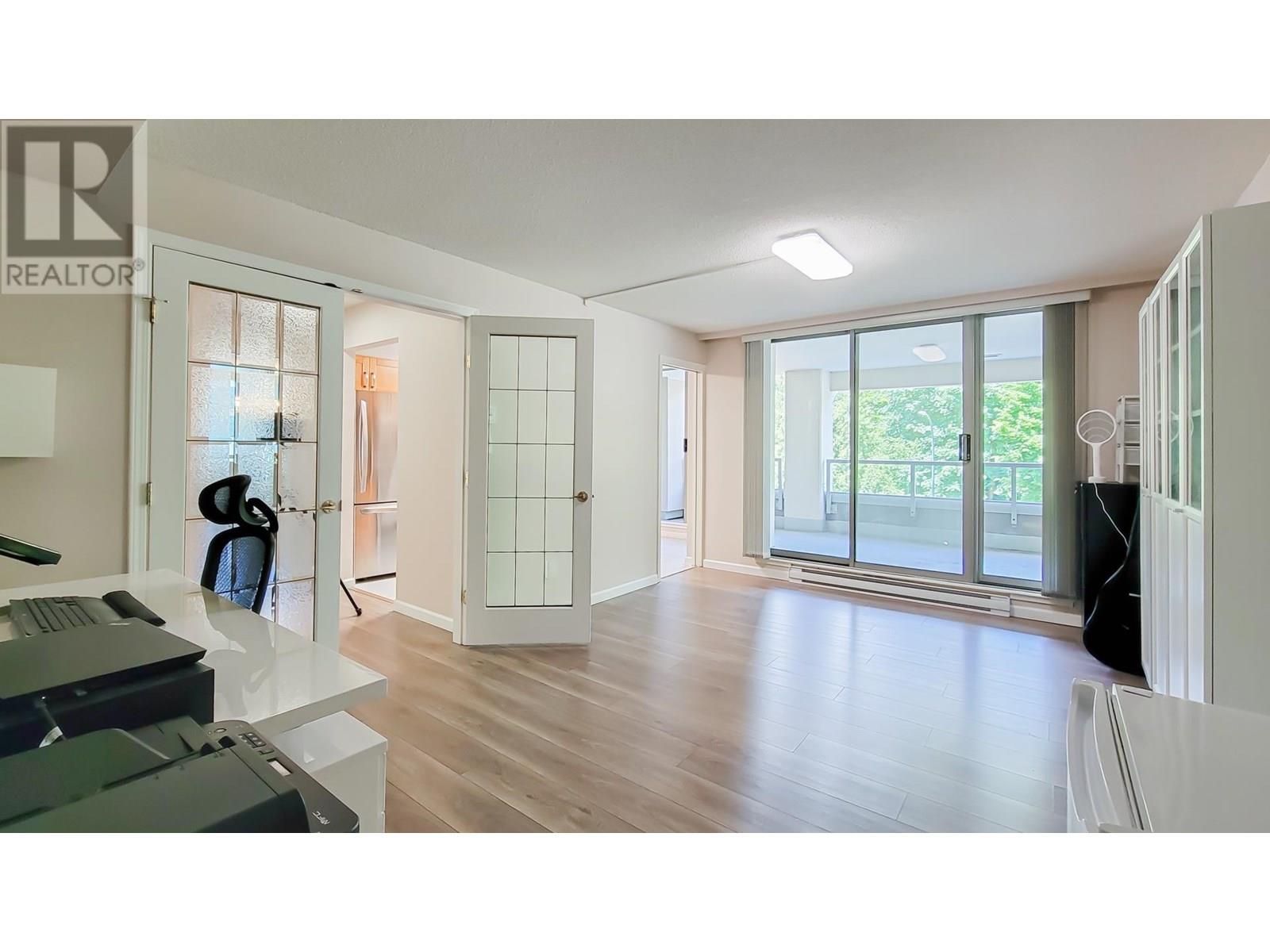 203 3070 Guildford Way, Coquitlam, British Columbia  V3B 7R8 - Photo 5 - R3013939