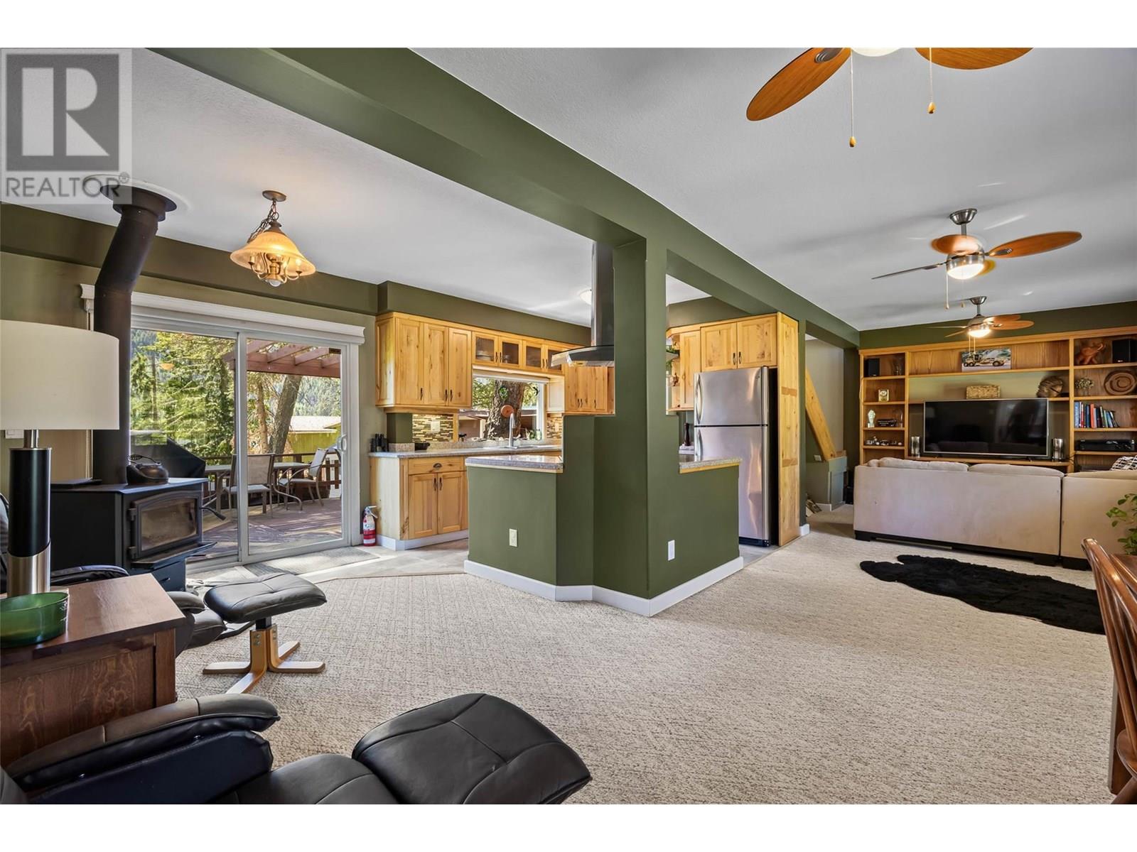 2292 OJIBWAY Road Kamloops Photo 12