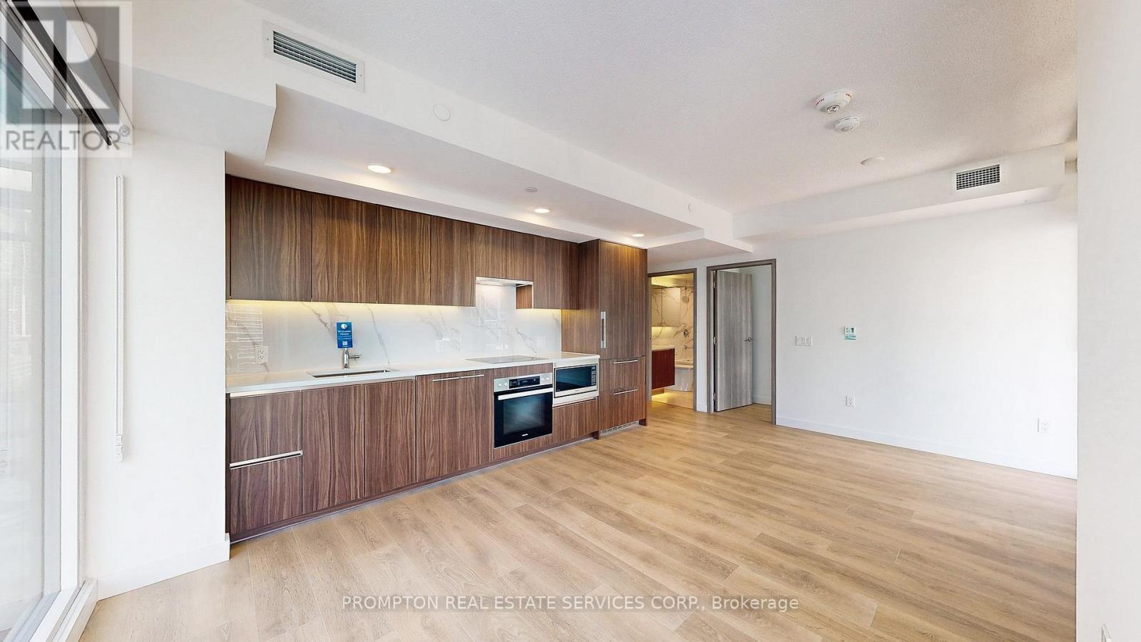3805 - 3 Concord Cityplace Way, Toronto, Ontario  M5V 0X4 - Photo 14 - C12211494