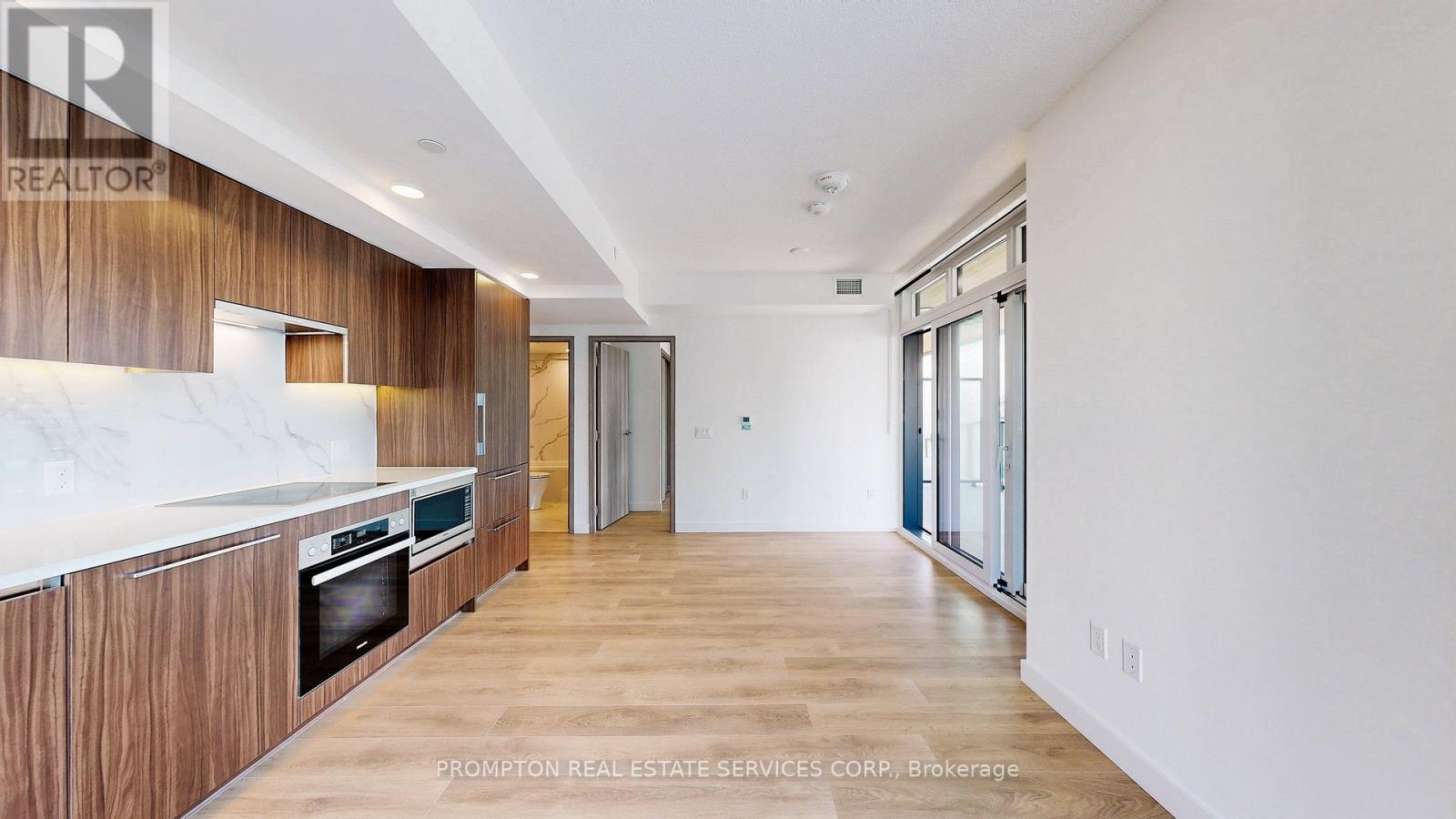 3805 - 3 Concord Cityplace Way, Toronto, Ontario  M5V 0X4 - Photo 15 - C12211494