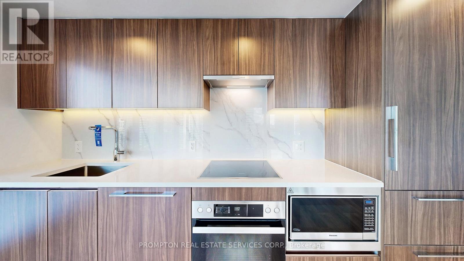 3805 - 3 Concord Cityplace Way, Toronto, Ontario  M5V 0X4 - Photo 17 - C12211494