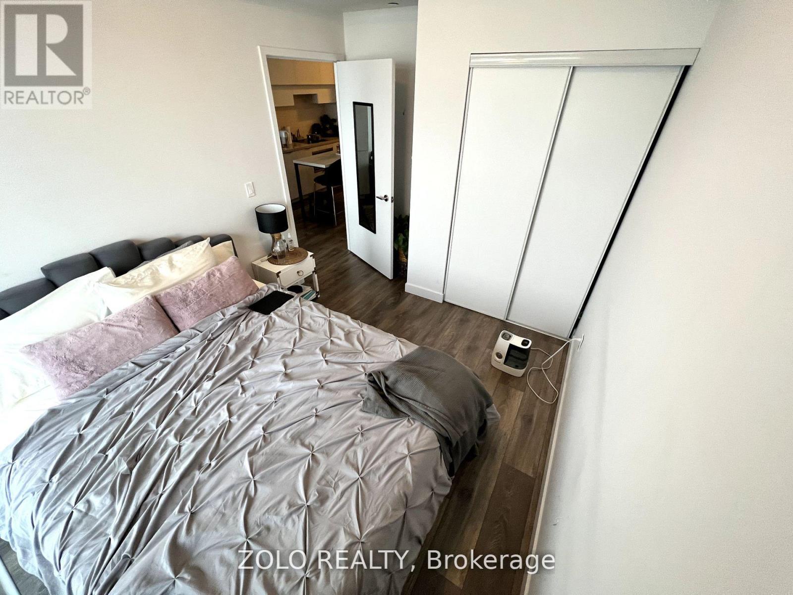 4709 - 8 Eglinton Avenue E, Toronto, Ontario  M4P 0C1 - Photo 7 - C12211505